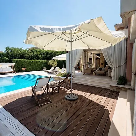 Villa Sanni La Stella By Luxlikehome